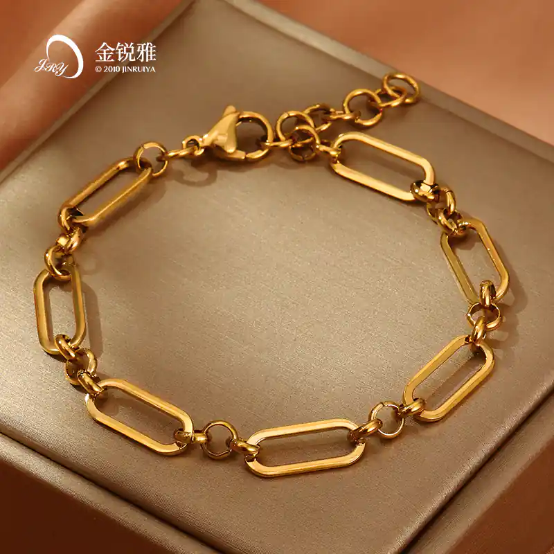 1:3 Oval Pearl Circle Chain Bracelet